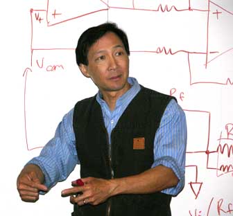 Robert Hsiu-Ping Chow